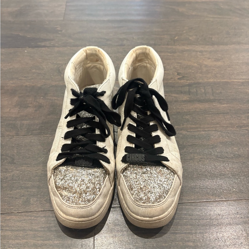Women's Sneakers